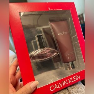 NEW Calvin Klein Euphoria gift set